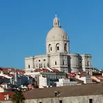 Cozy Alfama Apartment